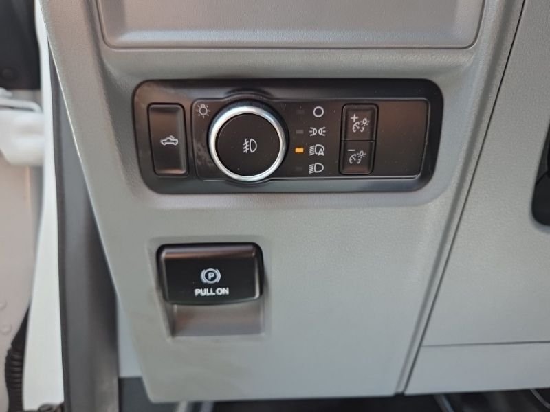 Used 2023 White Ford XL image 19