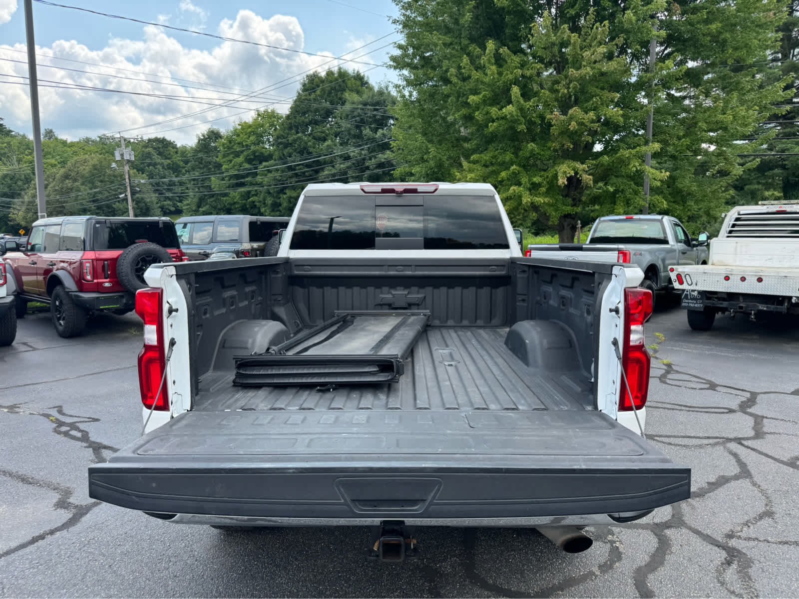 Used 2021 Summit White Chevrolet LTZ image 5