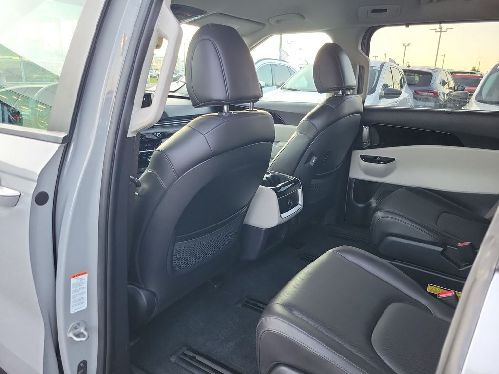 Certified Used 2024 Ceramic Silver Kia EX image 10