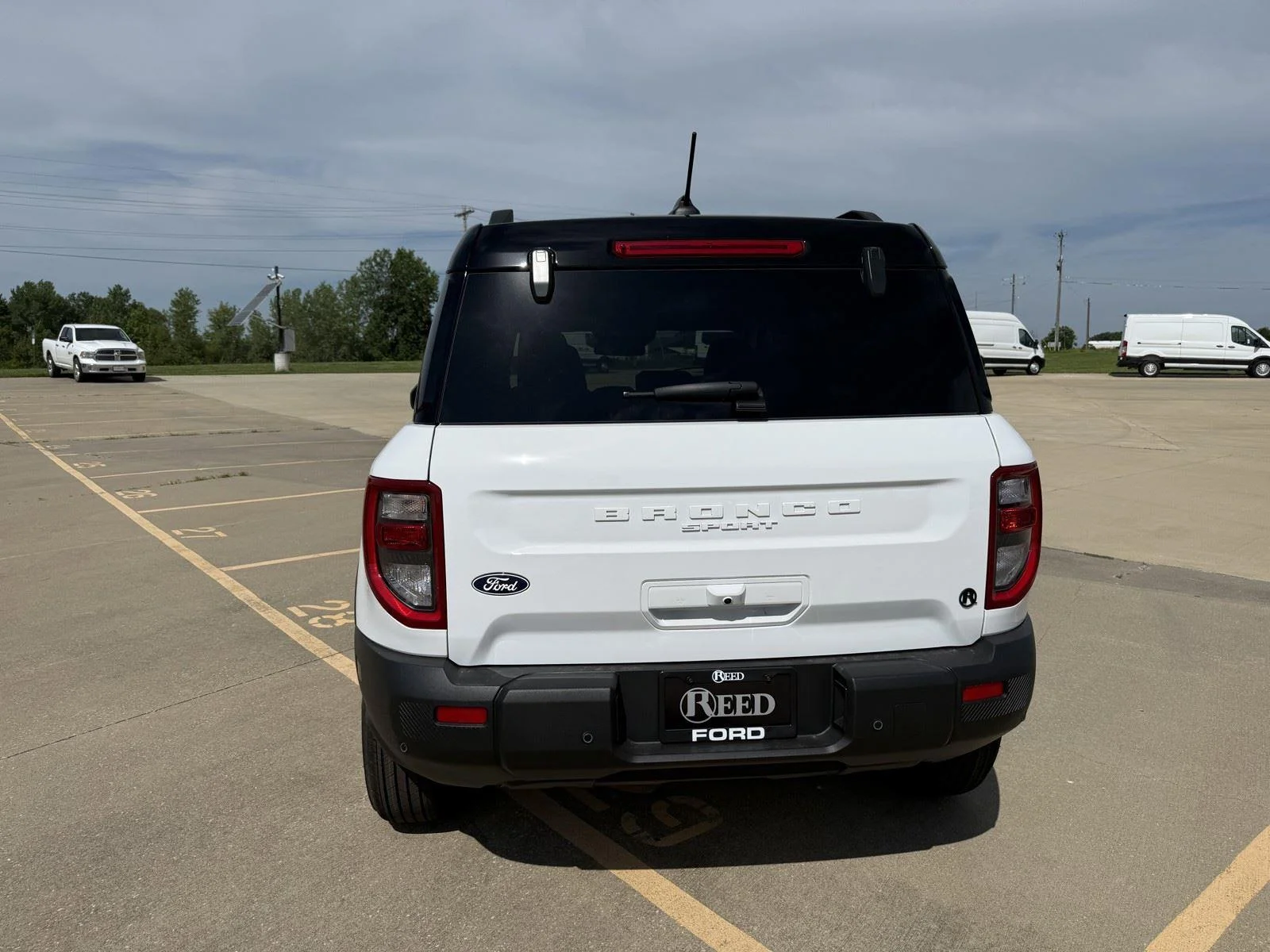 New 2026 Oxford White Ford Outer Banks® image 8