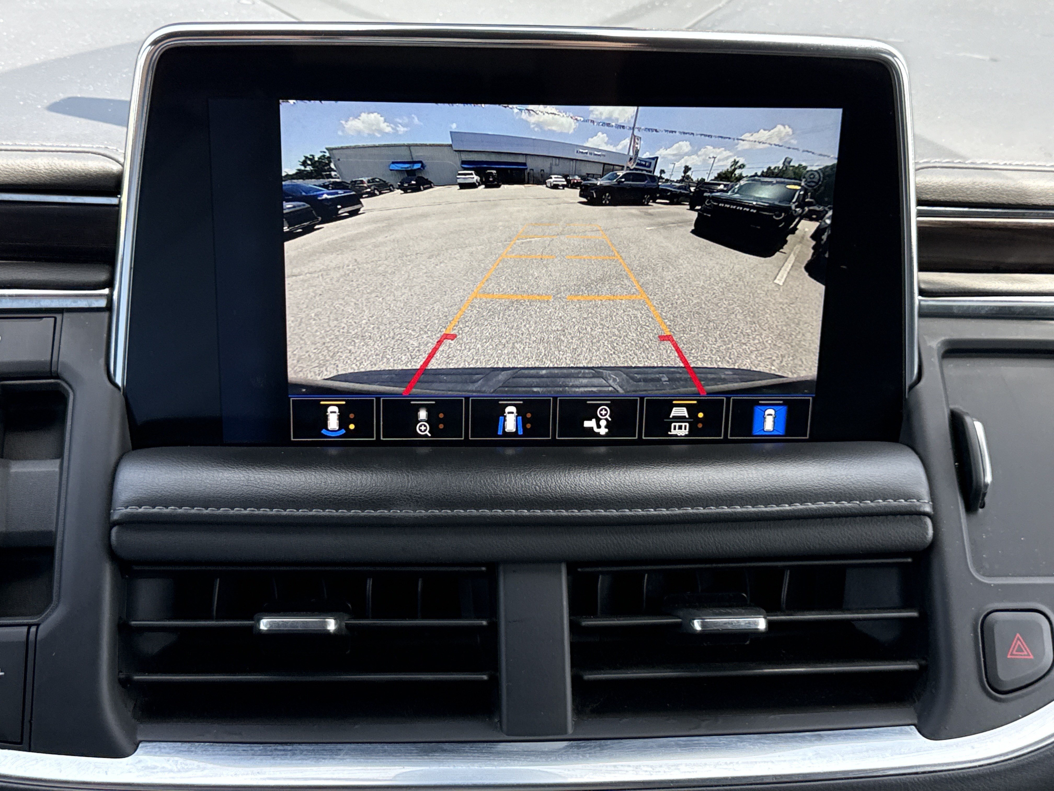 2022 Chevrolet Tahoe Z71 - Photo 29
