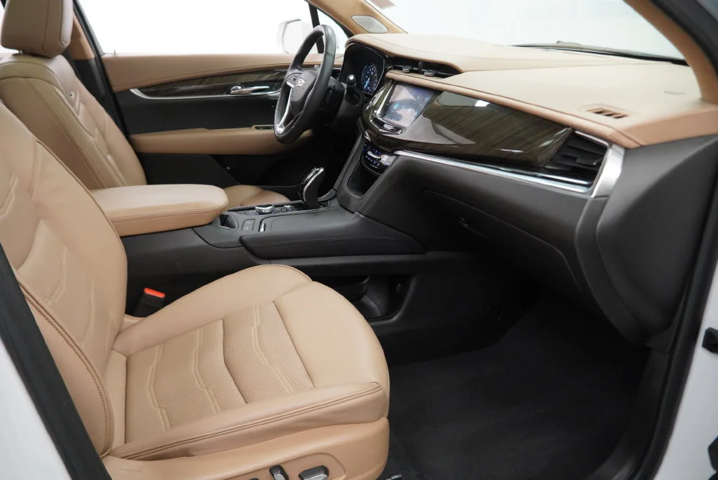 Used 2020 White Cadillac Premium Luxury image 42