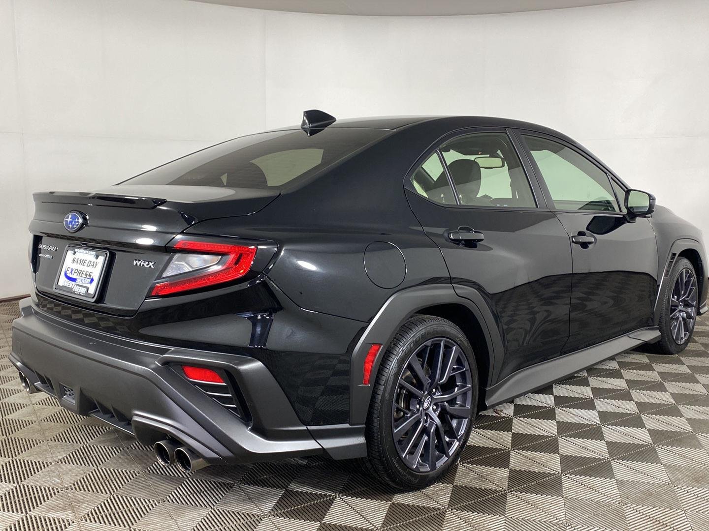 Used 2023 Crystal Black Silica Subaru Premium image 5