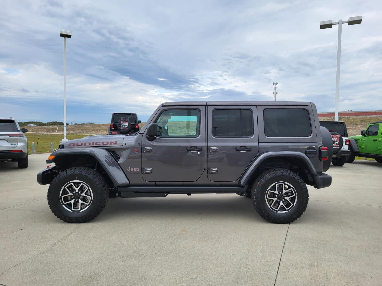 New 2026 Granite Crystal Metallic Clear-Coat Exterior Paint Jeep Rubicon image 2