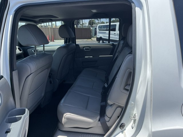 Used 2014 Taffeta White Honda EX-L image 12