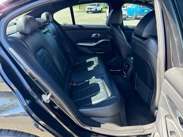 Used 2019 Black Sapphire Metallic BMW 330i image 12