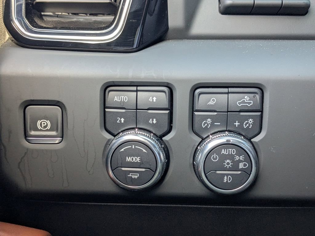 Used 2024 Sterling Metallic GMC Denali Ultimate image 25
