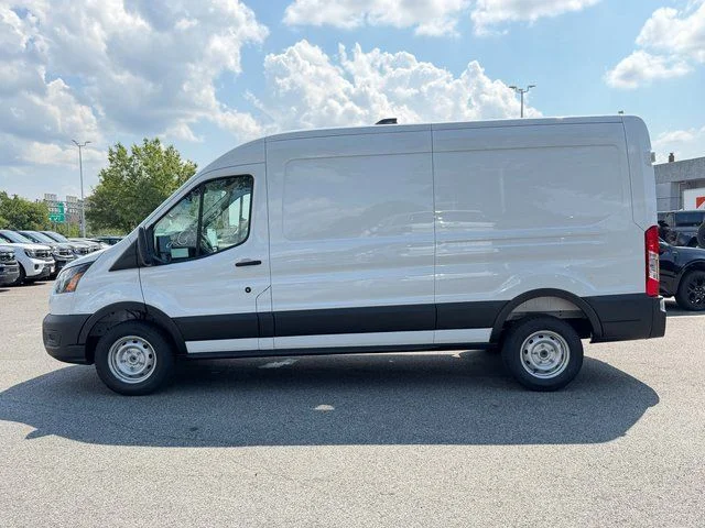 New 2026 Oxford White Ford Base image 4