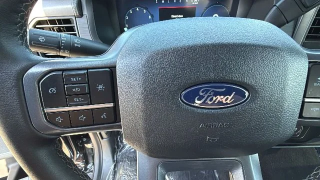 2025 Ford F-150 XLT - Photo 19
