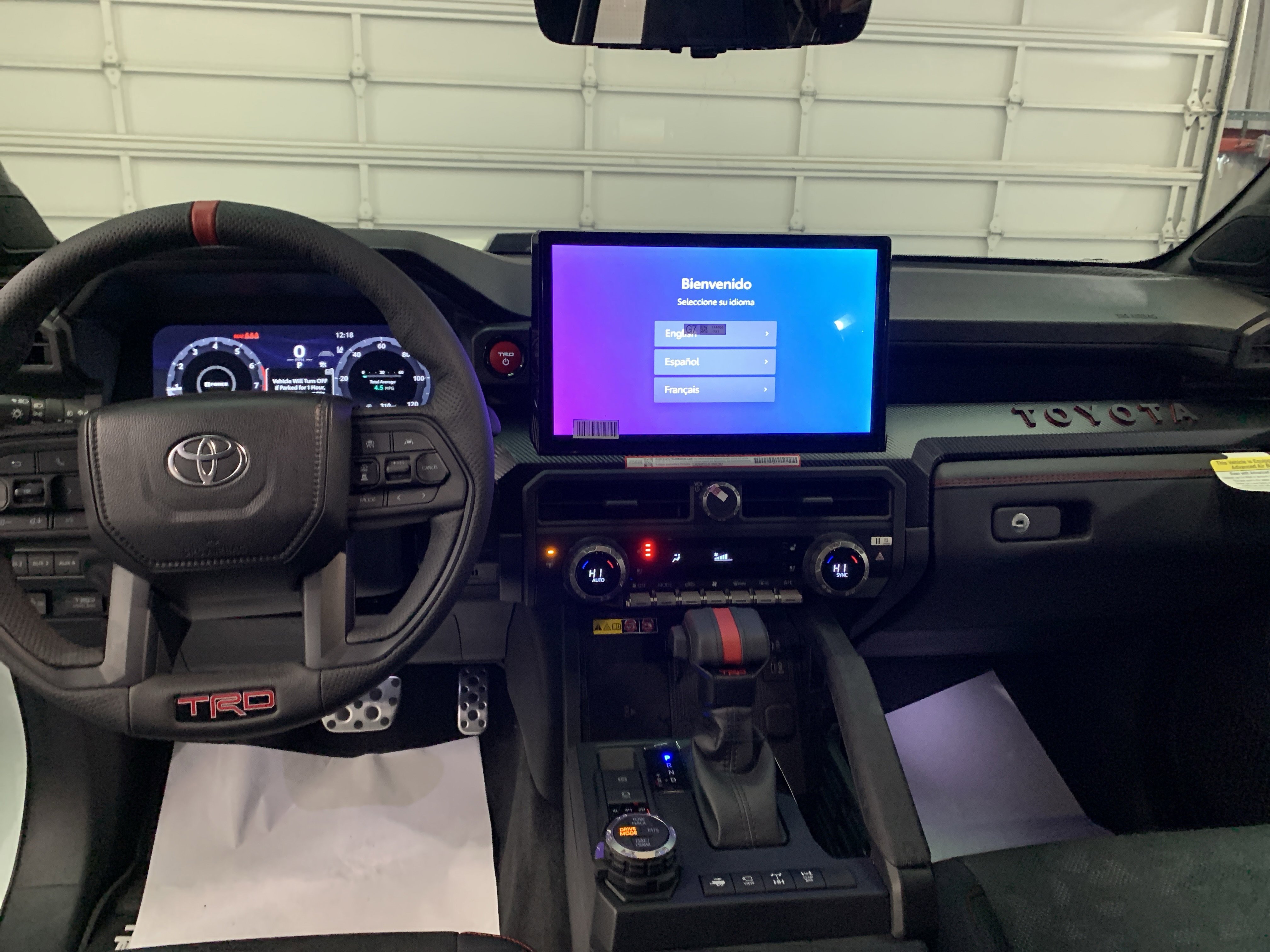 2025 Toyota Tacoma TRD Pro - Photo 12