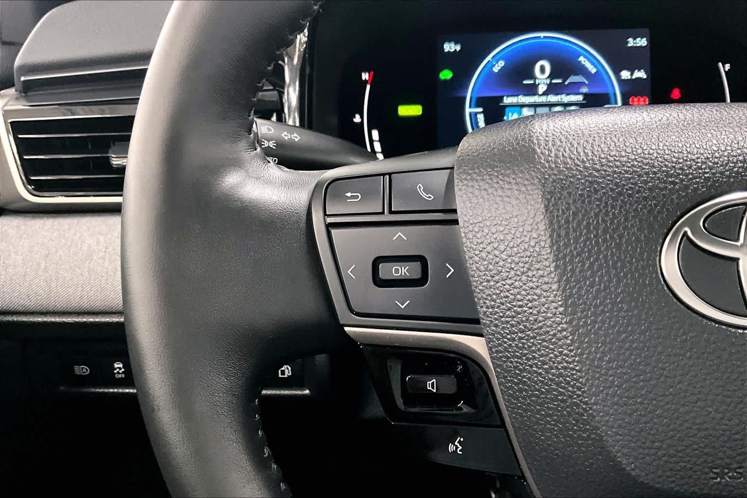 Used 2025 Midnight Black Metallic Toyota LE image 24