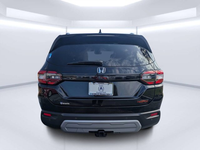 Used 2025 Crystal Black Pearl Honda TrailSport image 4