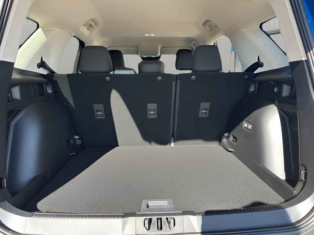 New 2026 Velocity Blue Metallic Ford Big Bend® image 31