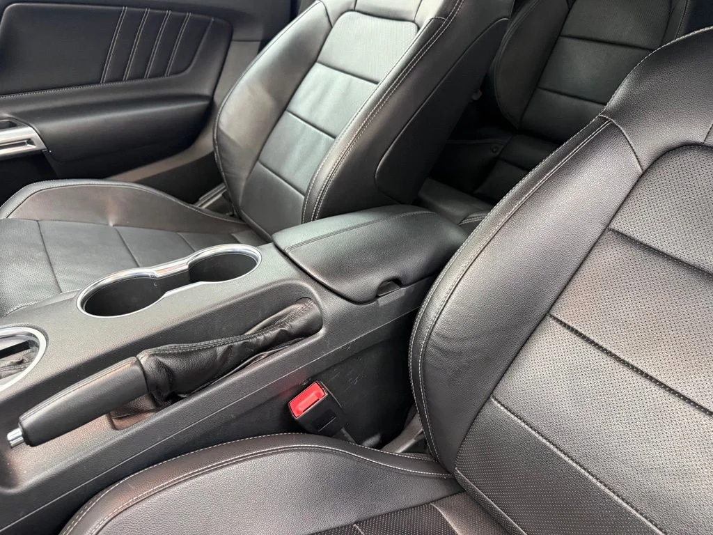 Used 2023 Silver Ford EcoBoost Premium image 27