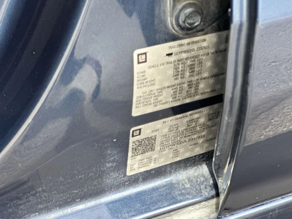 Used 2020 Blue GMC AT4 image 34