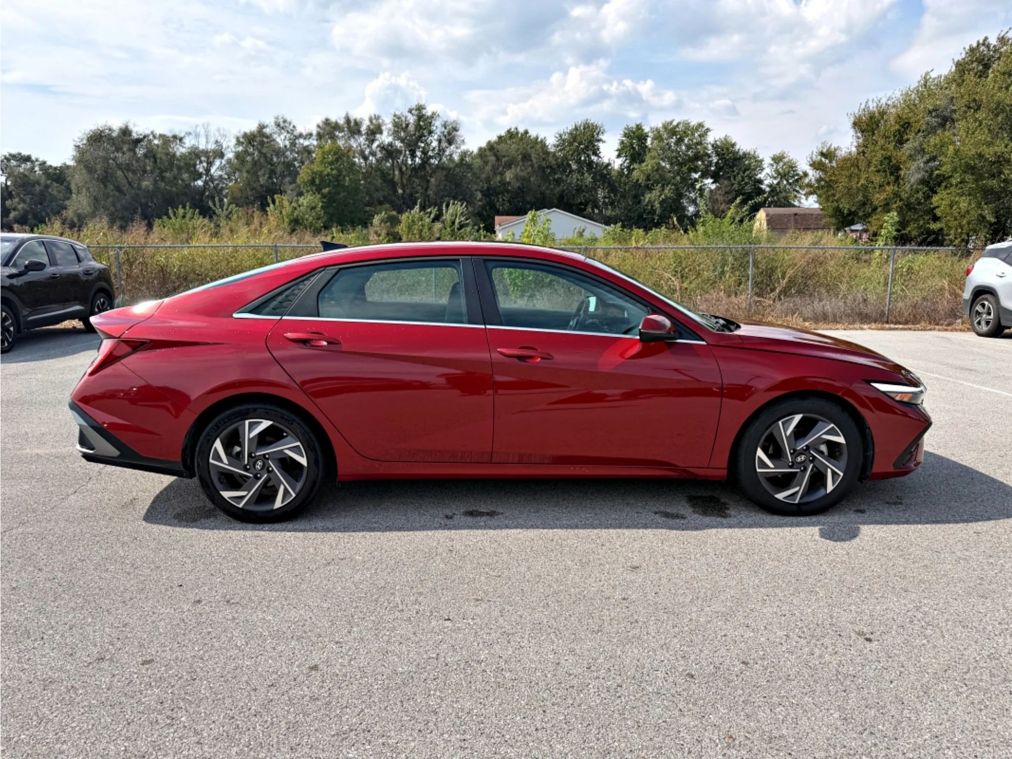 Used 2025 Ultimate Red Hyundai Limited image 5