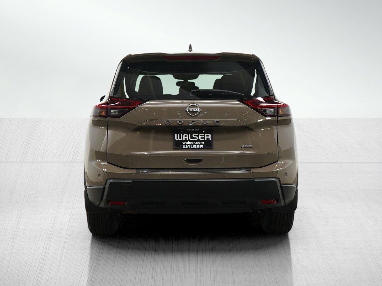 Used 2025 Nissan Rogue SV with VIN JN8BT3BB3SW415561 for sale in Minneapolis, Minnesota