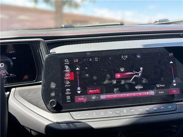 New 2026 Bludicrous  Paint Dodge RT 4-DOOR AWD image 24