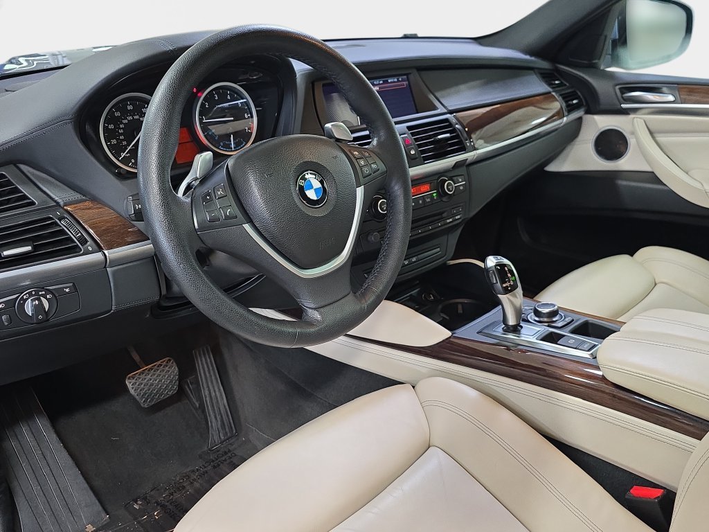 Used 2010 Blue Water Metallic BMW ActiveHybrid image 18