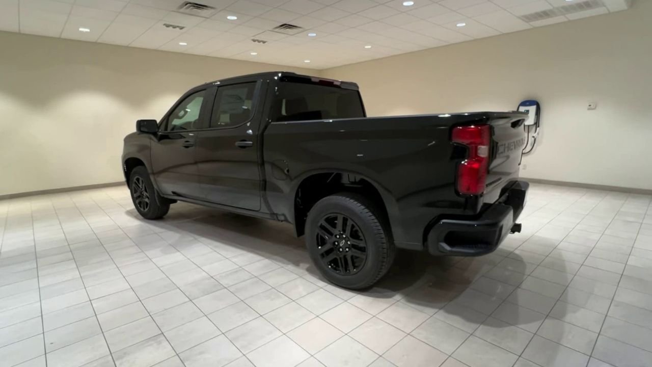 2025 Chevrolet Silverado 1500 Custom - Photo 37