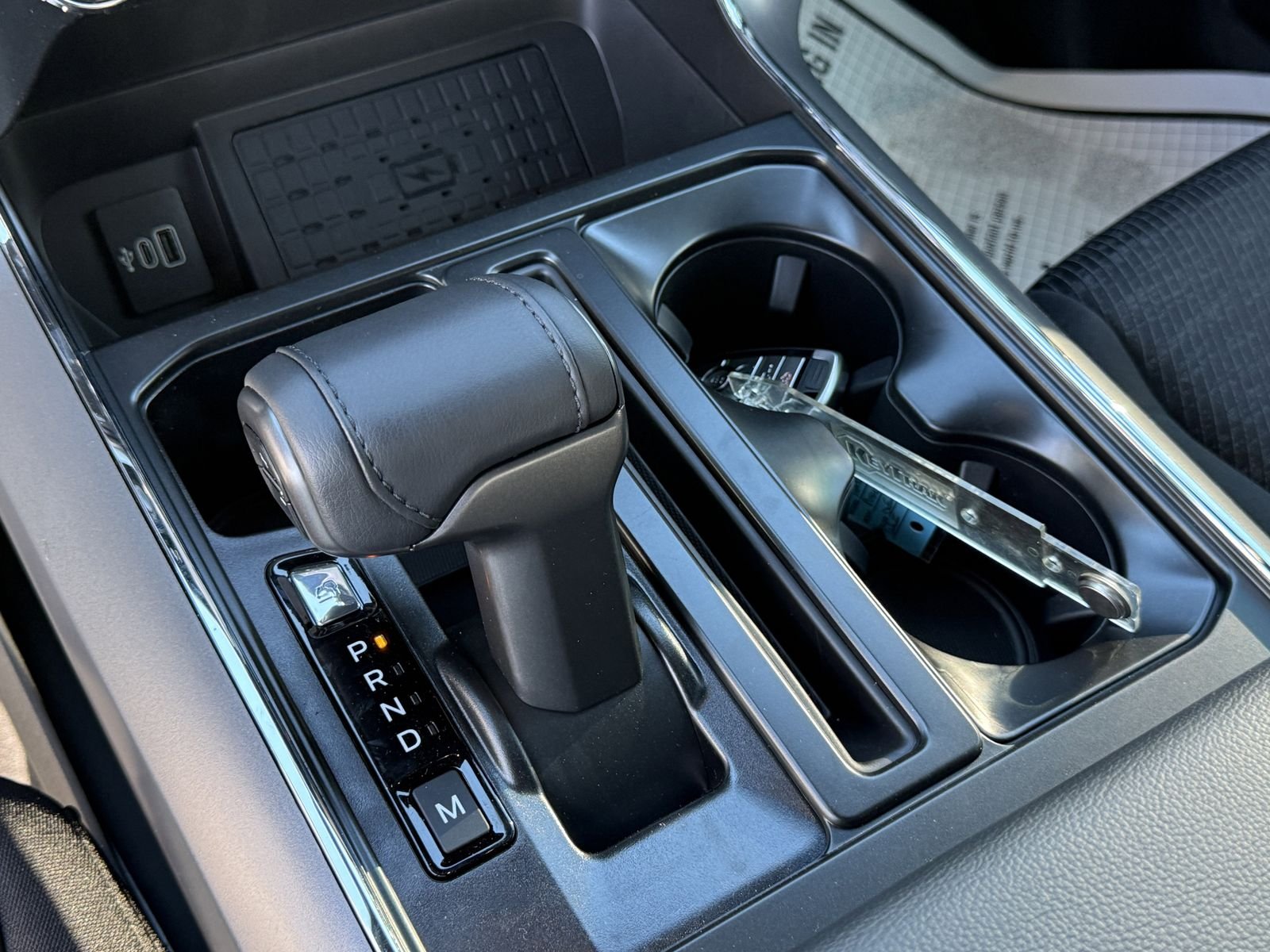New 2026 Oxford White Ford XLT image 22