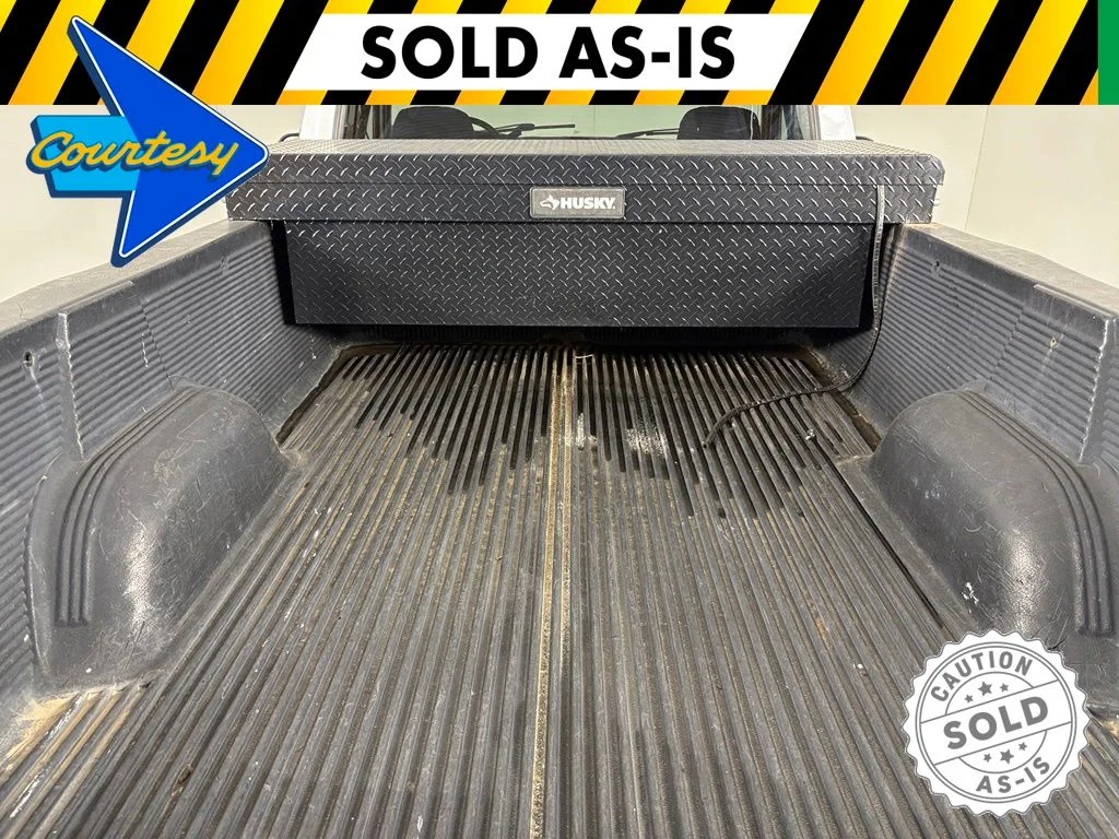 Used 1995  Ford XL image 21