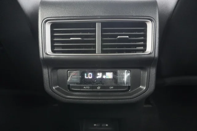 New 2026 Opal White Pearl Volkswagen 2.0T SE image 19