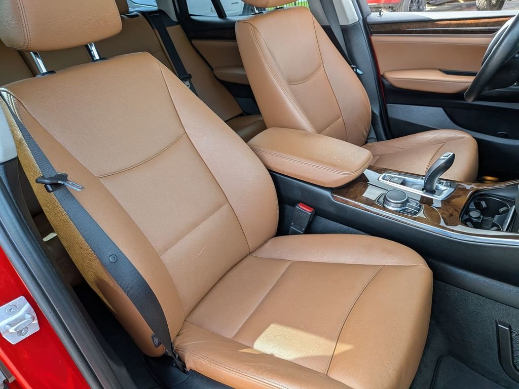 Used 2017 Red BMW sDrive28i image 27