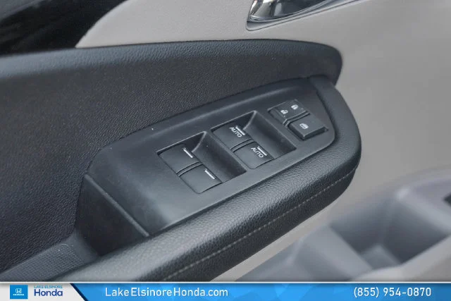 Used 2022 Modern Steel Metallic Honda Touring image 13