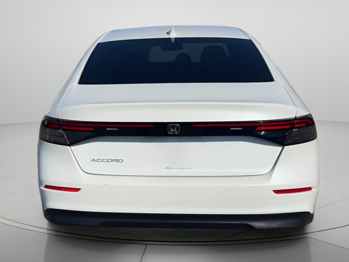 Used 2024 PLATINUM WHITE PEARL Honda EX image 18