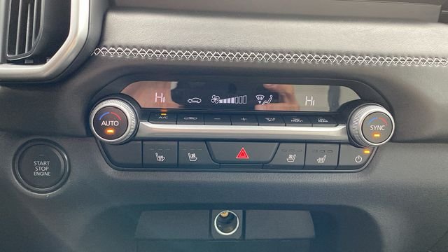 2026 Mazda CX-50 Premium - Photo 16