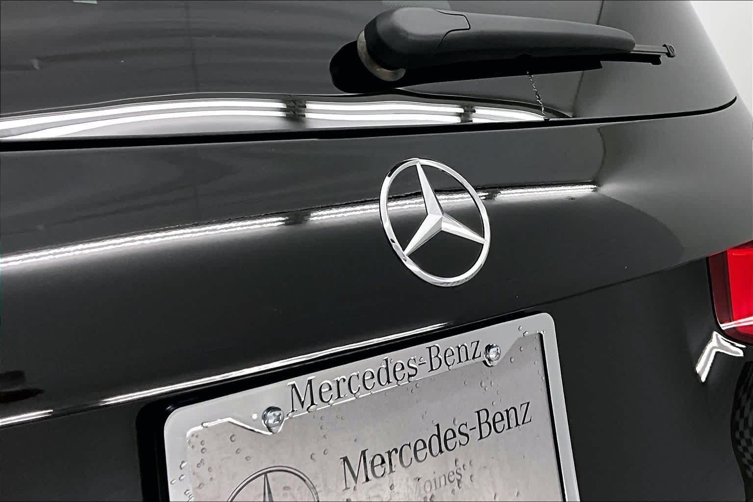 New 2026 Cosmos Black Metallic Mercedes-Benz GLB 250 image 22