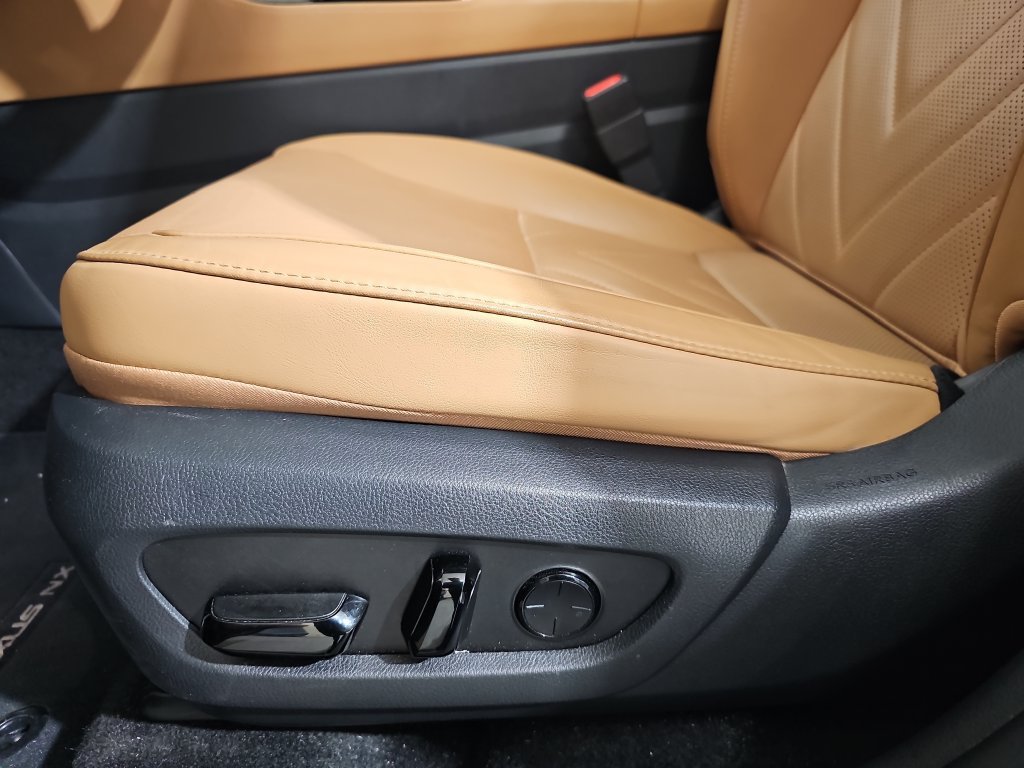 Certified Used 2024 Black Lexus 450h+ Luxury image 28