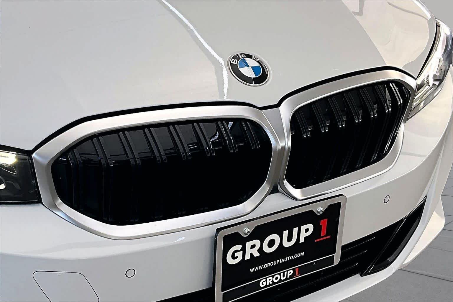 Used 2026 Mineral White Metallic BMW 330i NA xDrive image 30