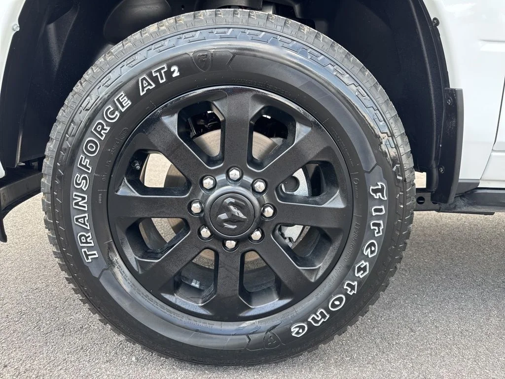 New 2026 Bright White Clear-Coat Exterior Paint RAM Laramie image 14