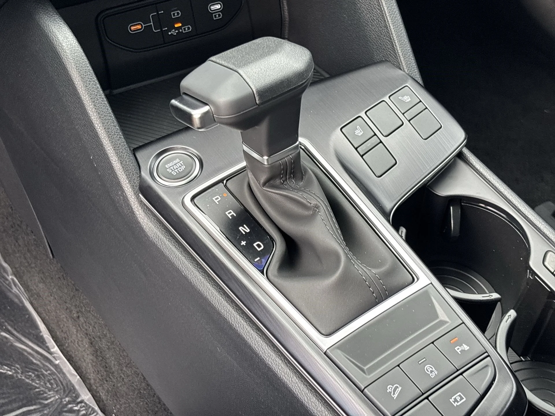 New 2026 Glacial White Pearl Kia LX image 19