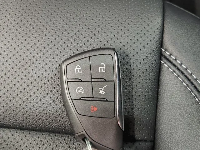2027 Chevrolet Traverse LT - Photo 36
