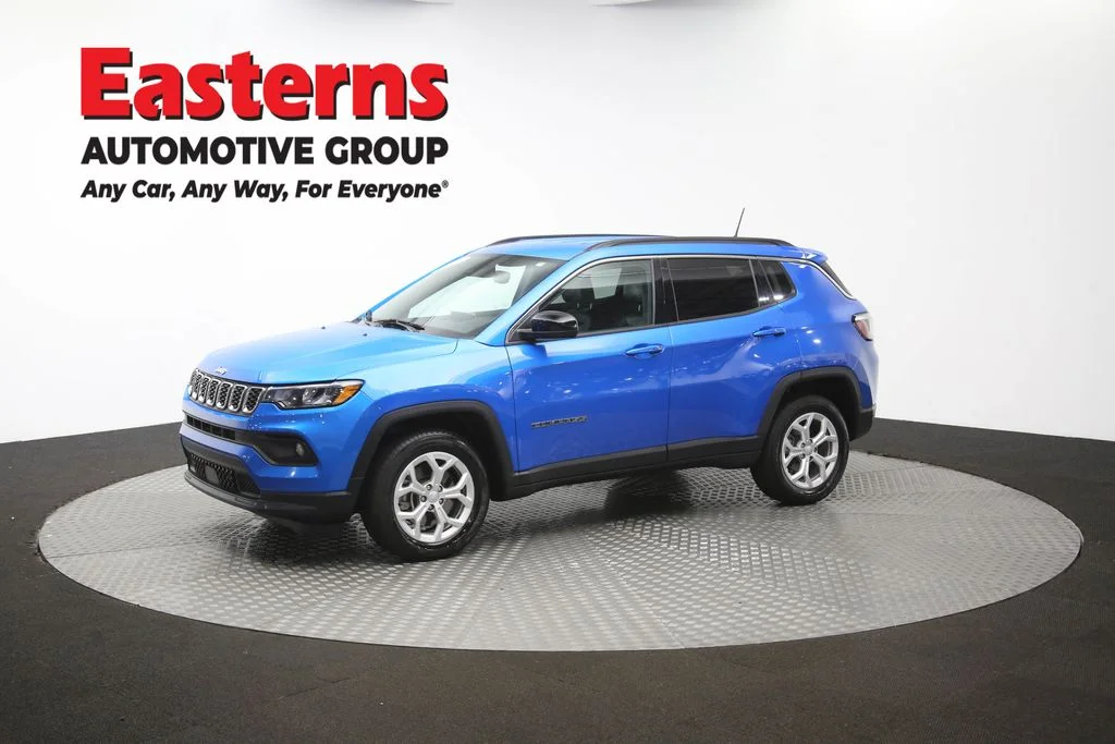 Used 2024 Blue Jeep Latitude image 55