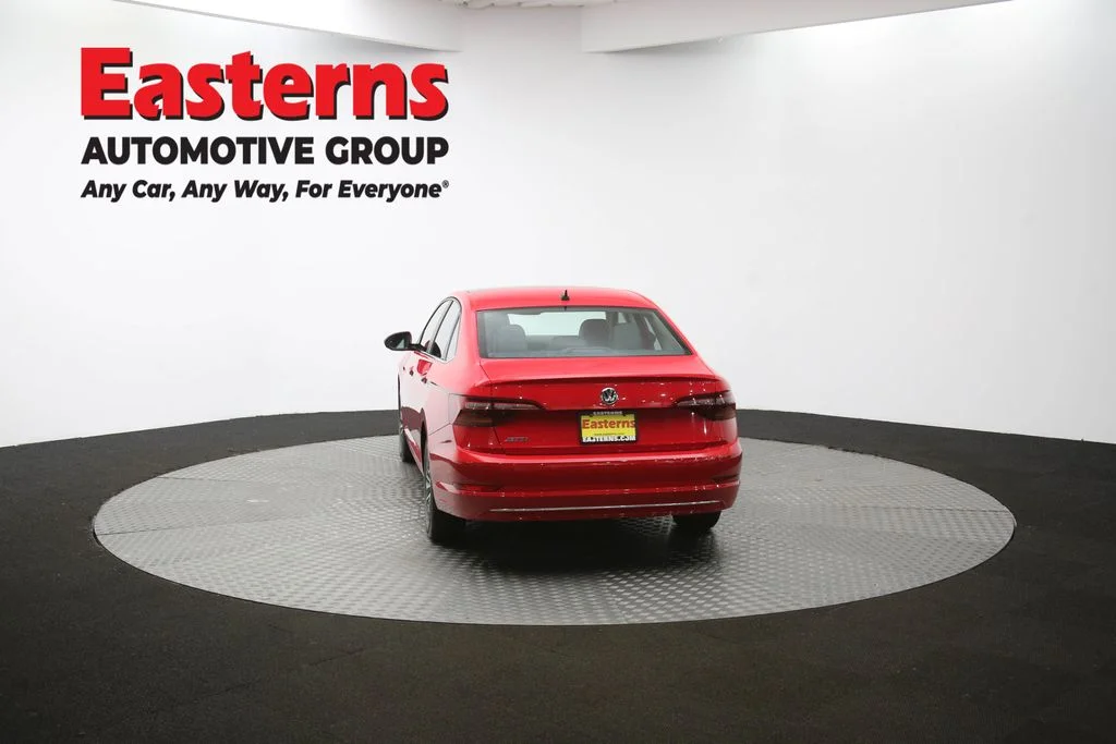 Used 2019 Red Volkswagen SEL image 37