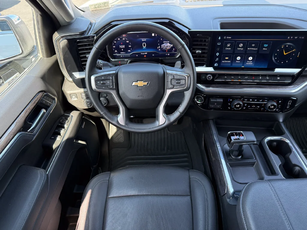 Used 2025 Summit White Chevrolet LTZ image 21