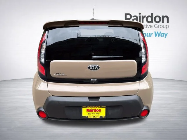 Used 2015 Latte Brown Kia Plus image 6