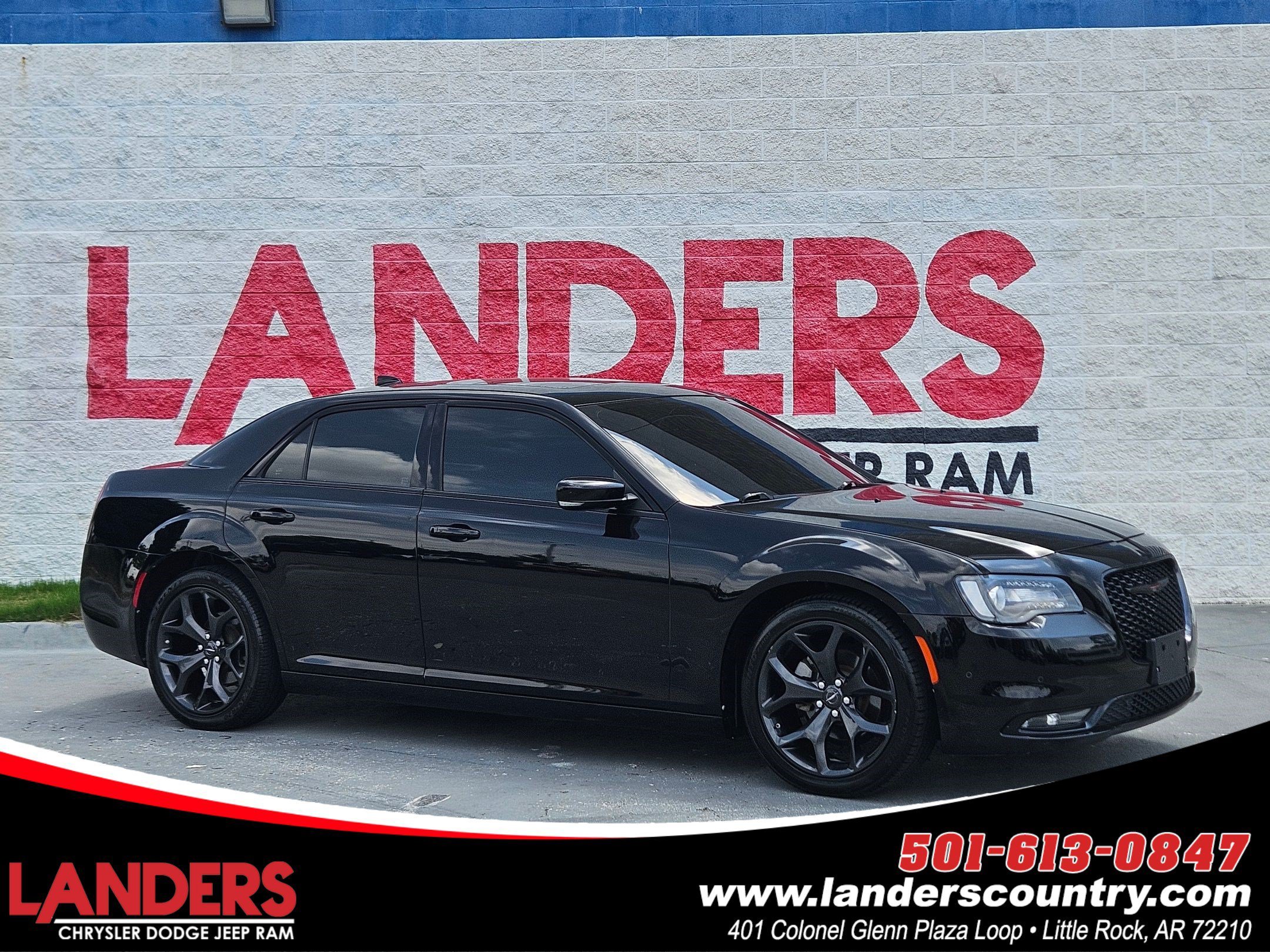 2023 Chrysler 300