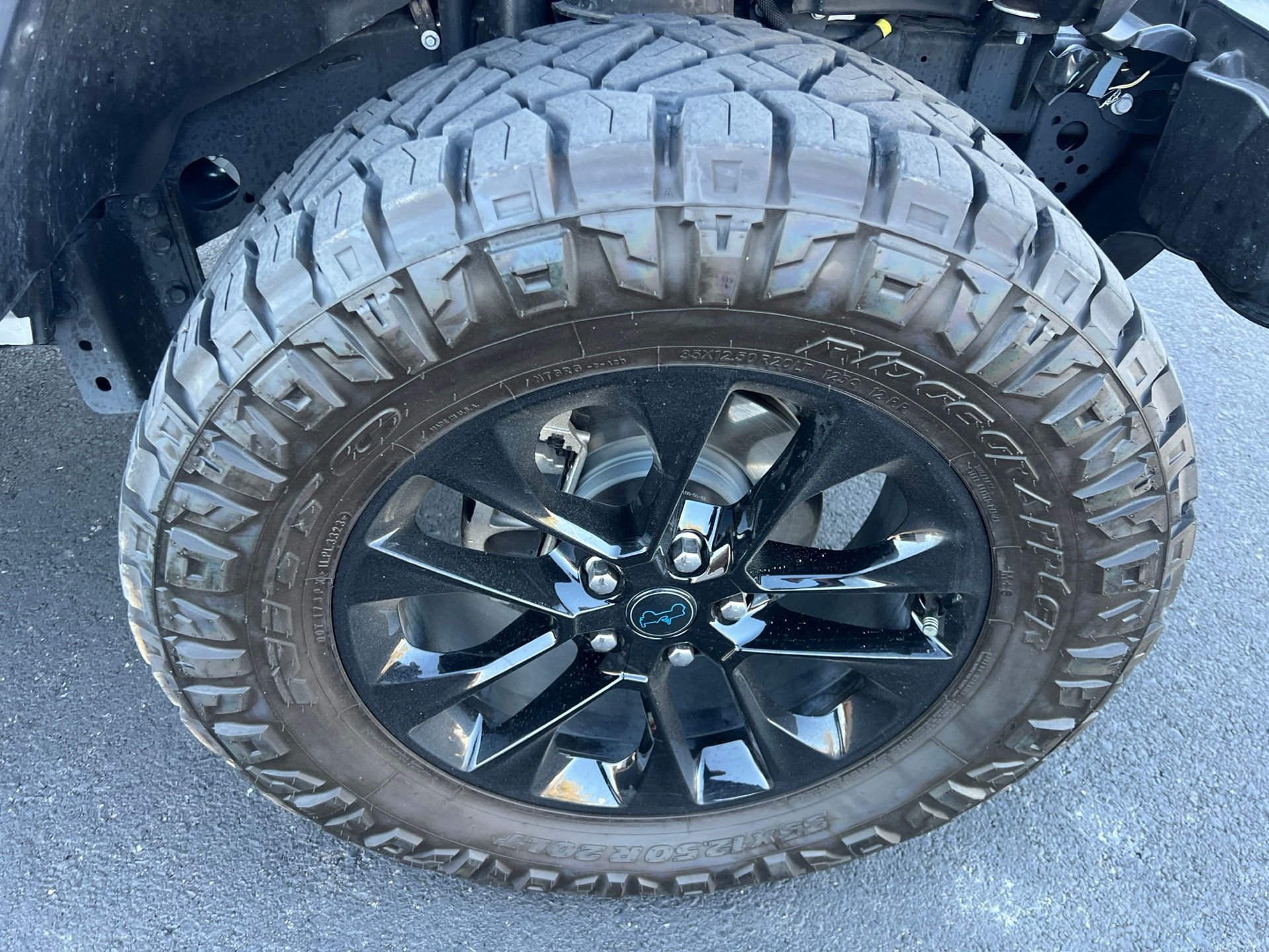 Used 2024 Silver Jeep Sahara 4xe image 15