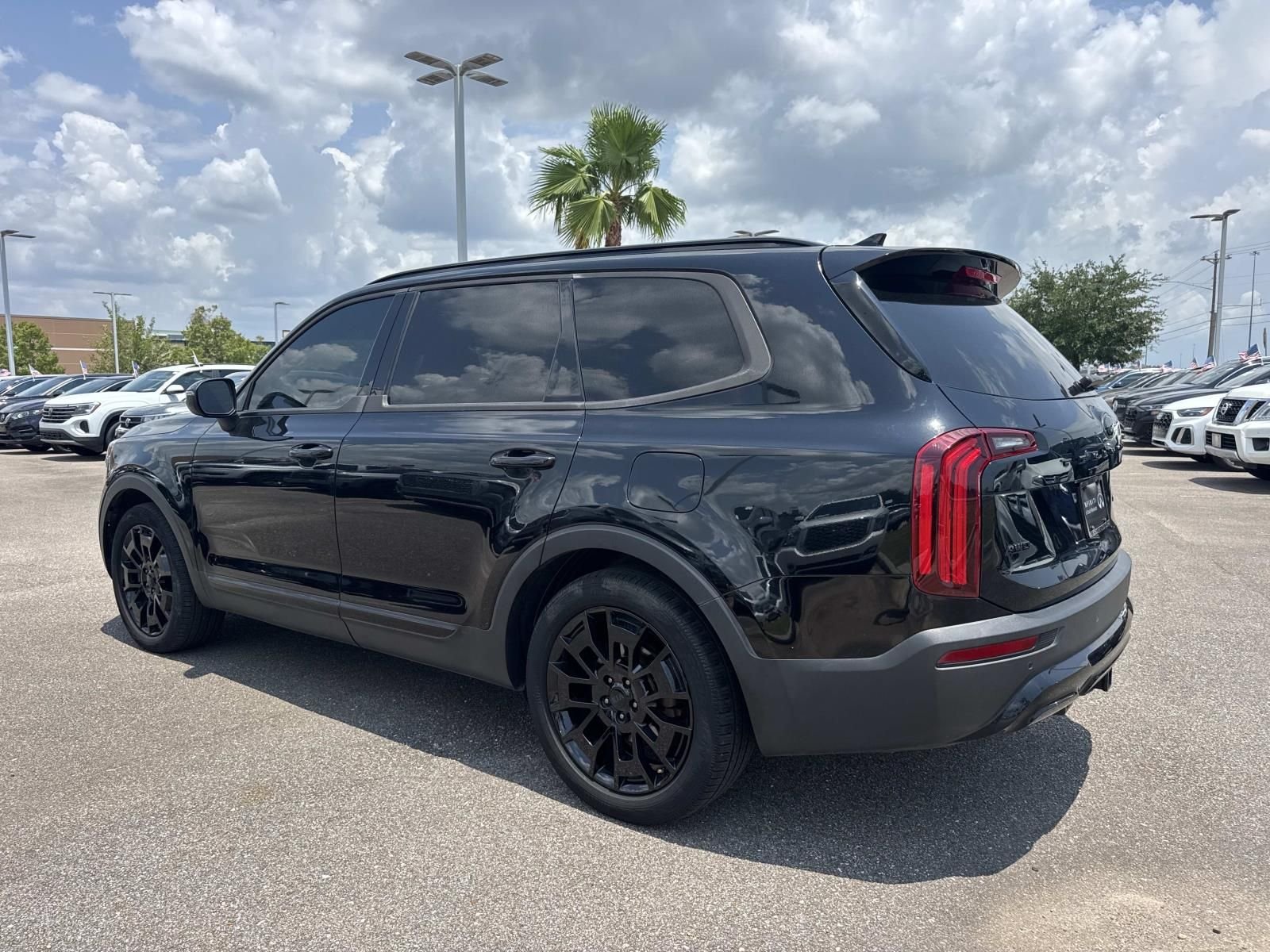 Used 2021 Black Kia EX image 8