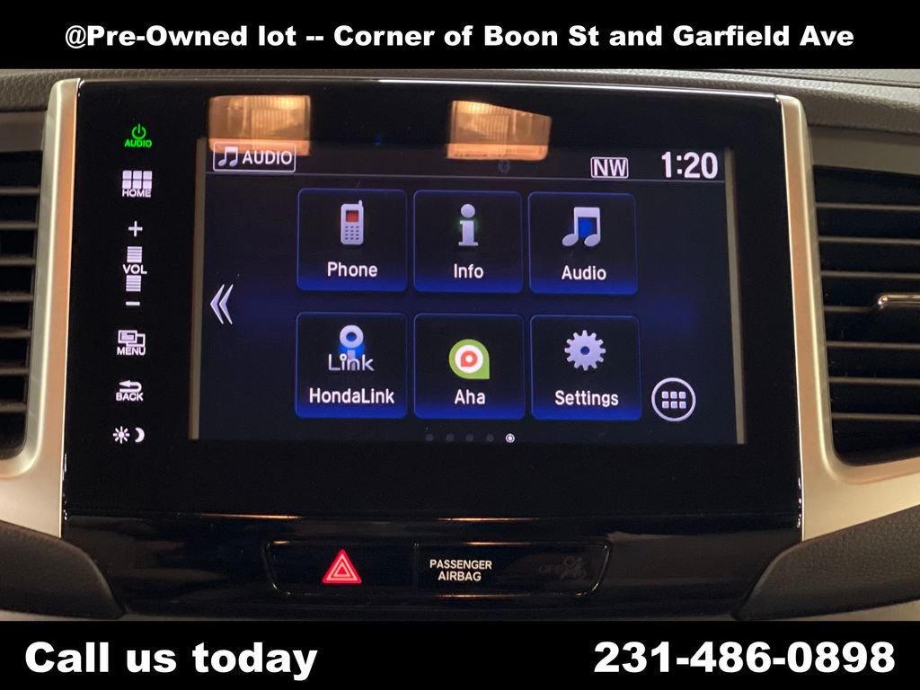 Used 2016  Honda EX image 22