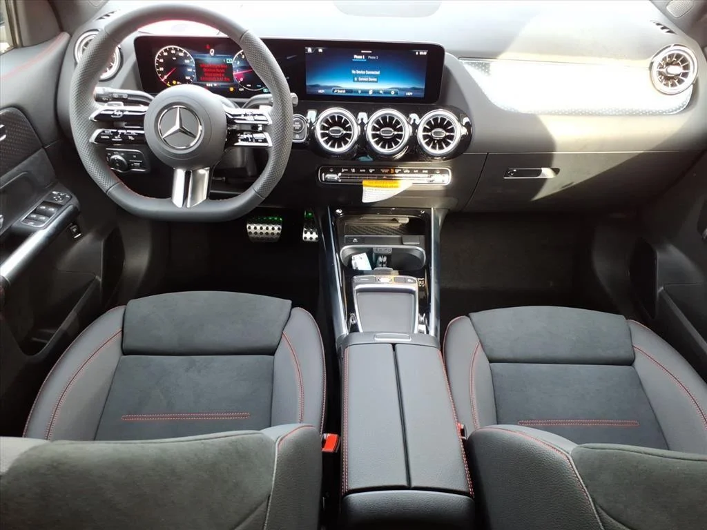 New 2026 Mountain Grey Metallic Mercedes-Benz GLA 250 image 8