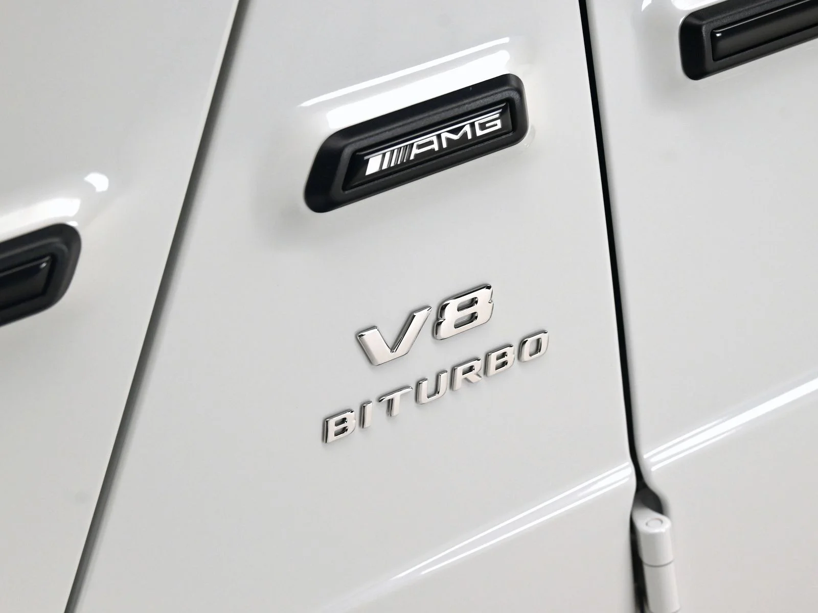 Used 2026 Moonlight White Metallic Mercedes-Benz G 63 AMG® 4MATIC® image 12