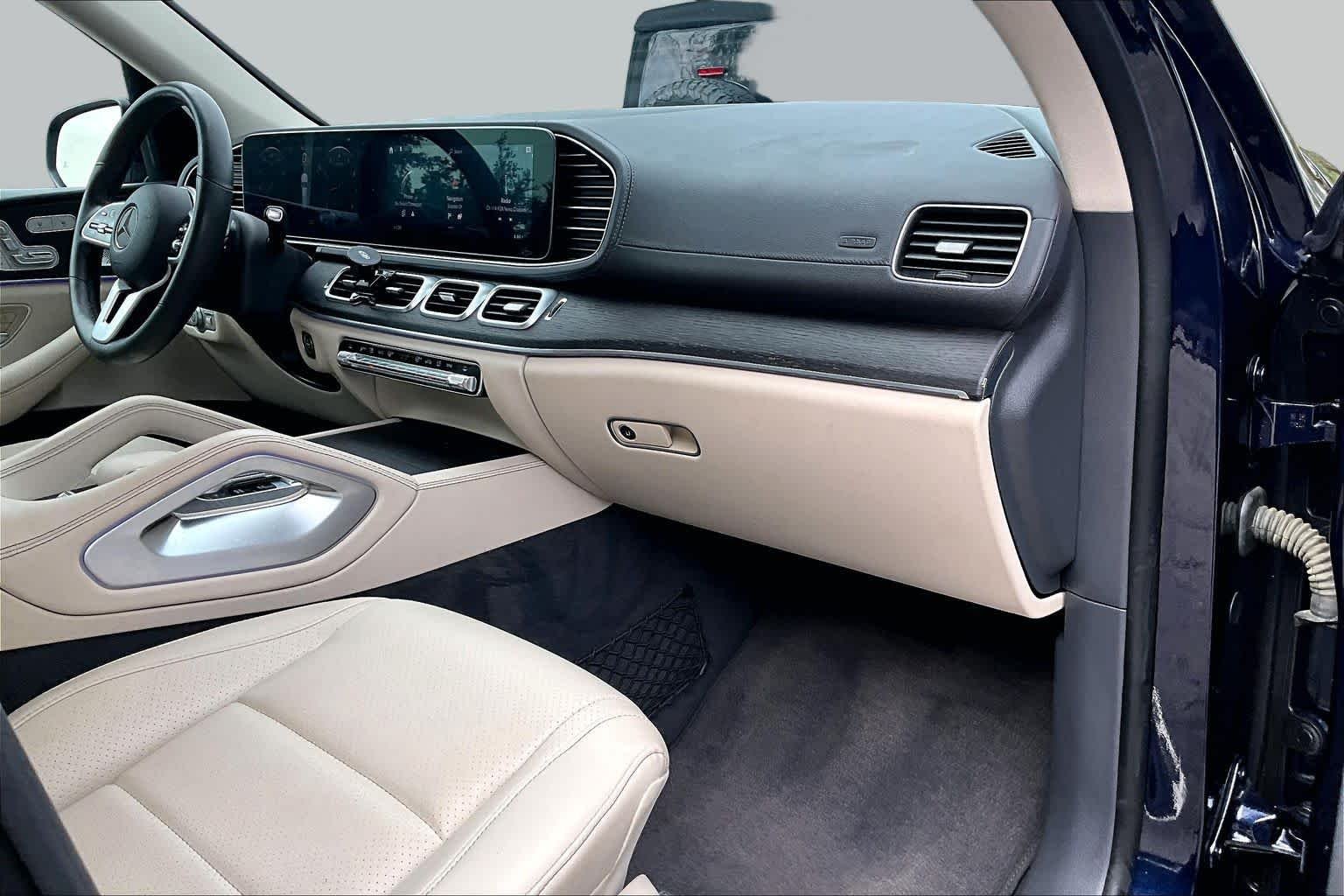 Used 2020 Lunar Blue Metallic Mercedes-Benz GLS 450 image 19