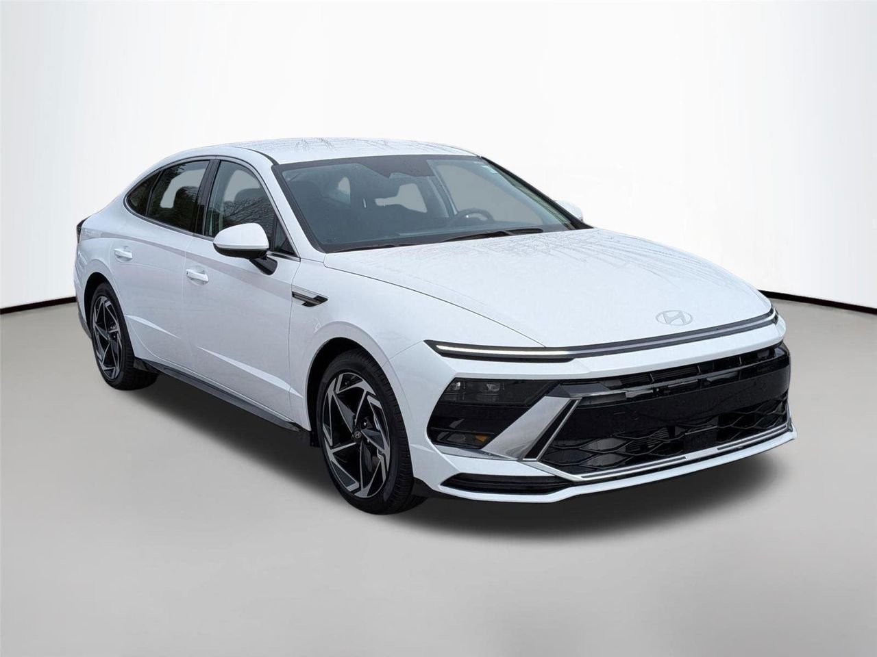 New 2026 Serenity White Hyundai SEL Sport image 3
