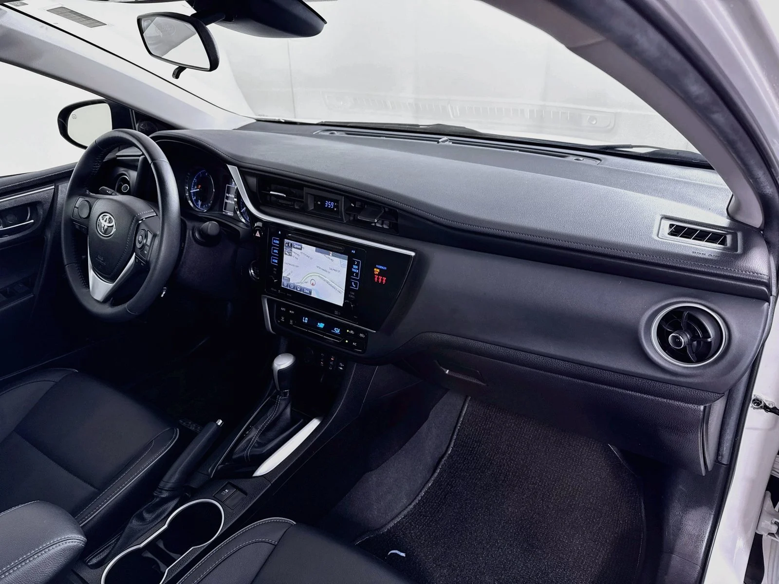 Certified Used 2019 White Toyota XLE image 29